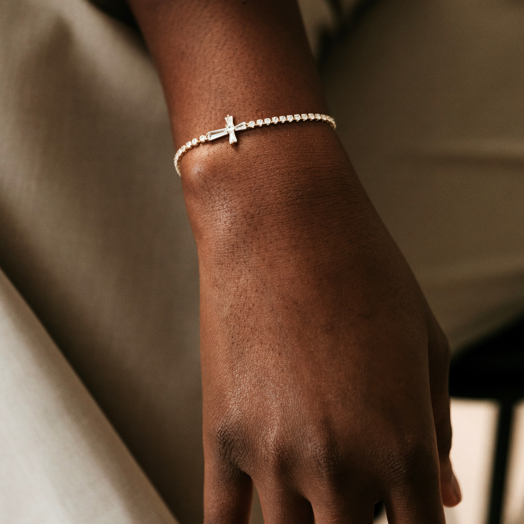 Coffret avec bracelet Saint
