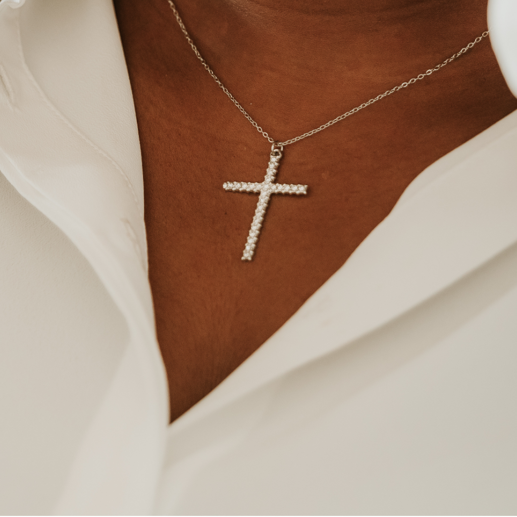 Collier croix Adonaï