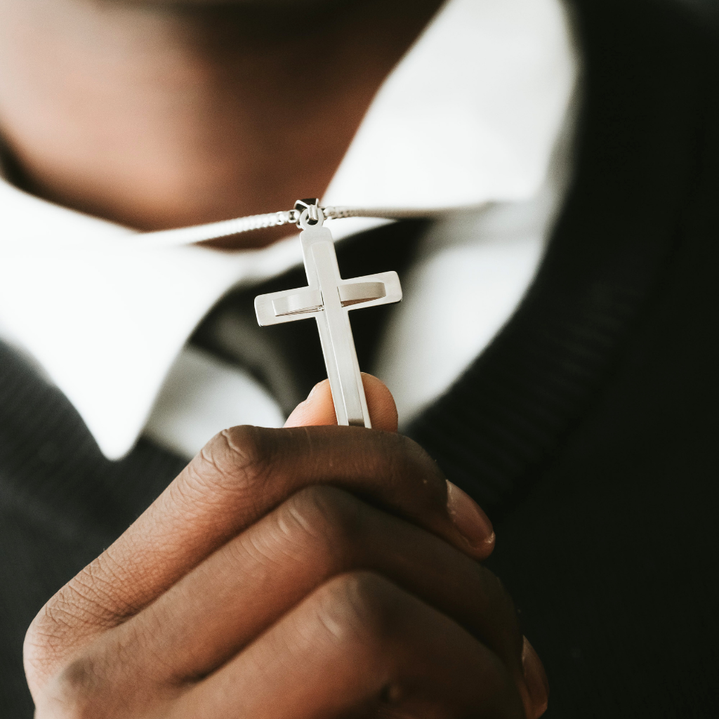 Collier croix homme Gabriel